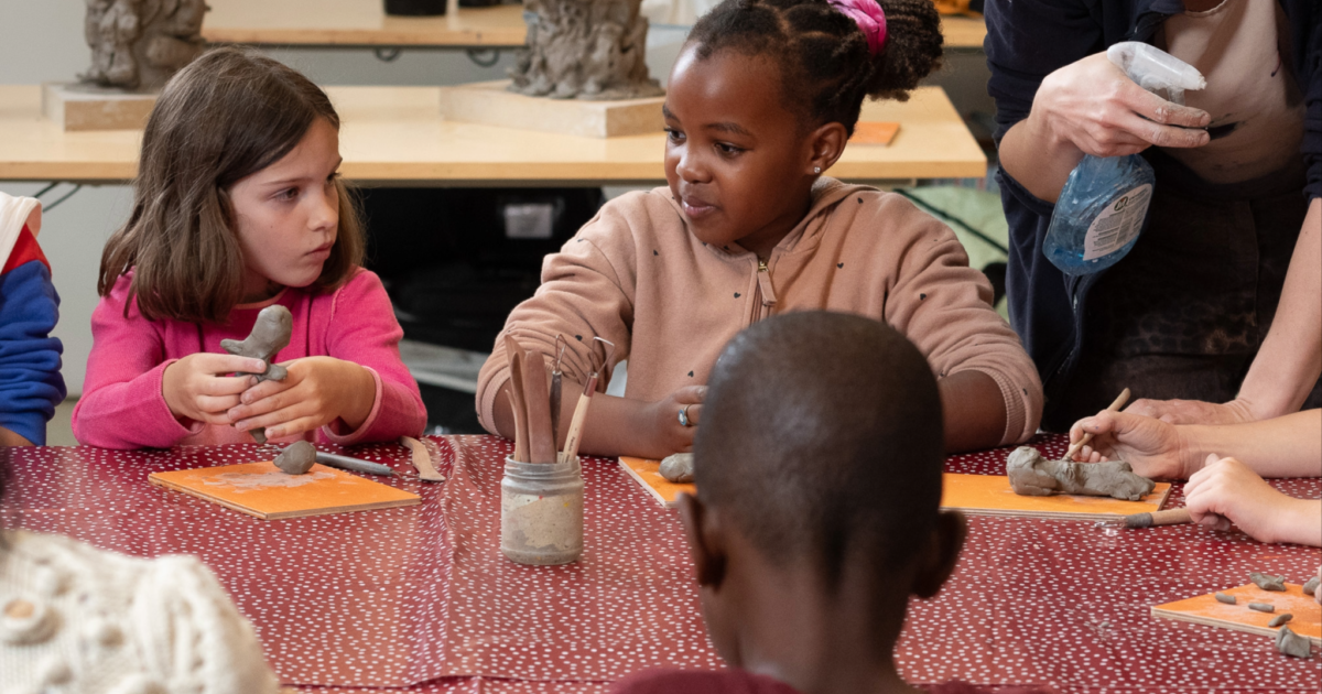 Familieverksted på Vigeland-museet: Lag skulpturer i leire